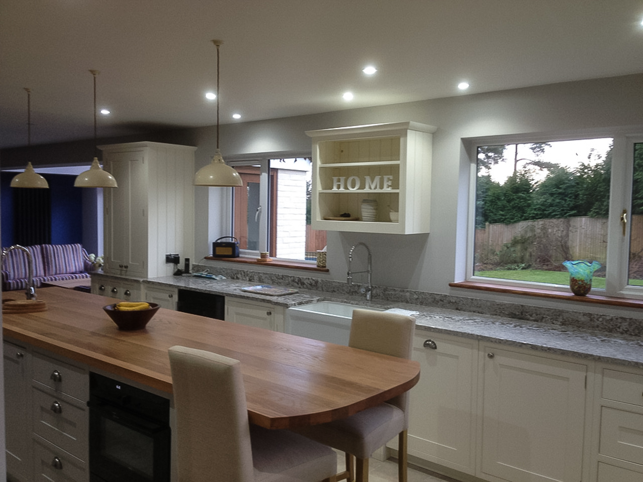 Oak Island and Breakfast Bar