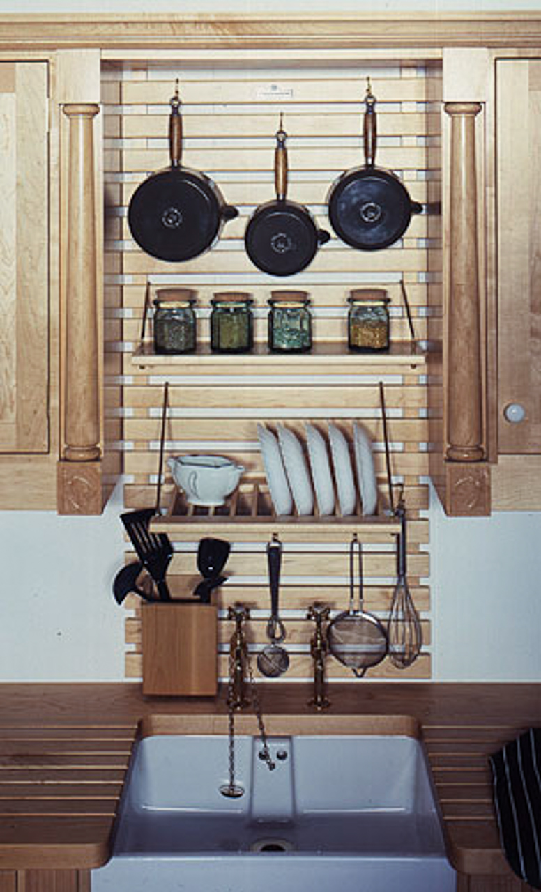 Maple rack above a Belfast sink