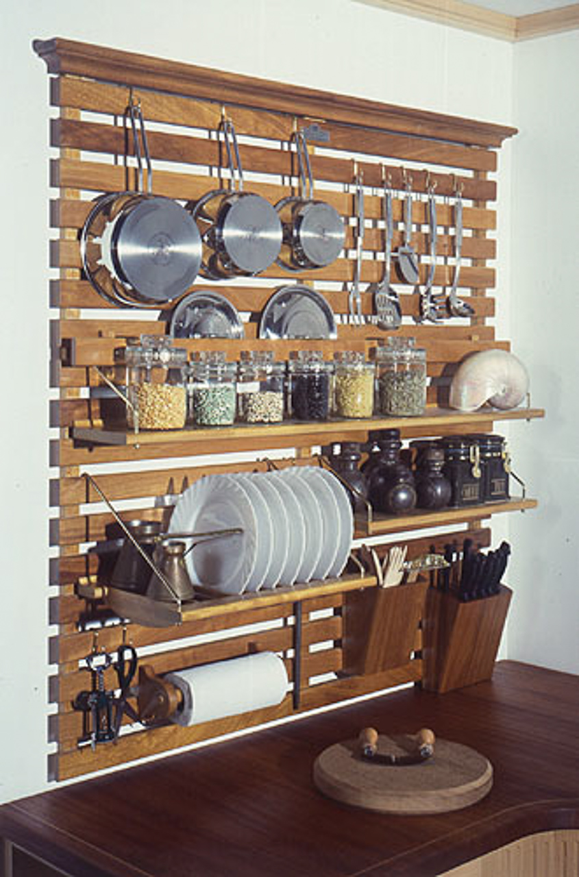 Wallrack installation in Iroko